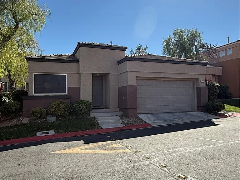 10529 Allthorn Ave — Photo 1