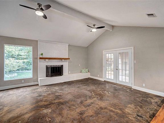 3rd image of 7123 Scenic Brook Dr