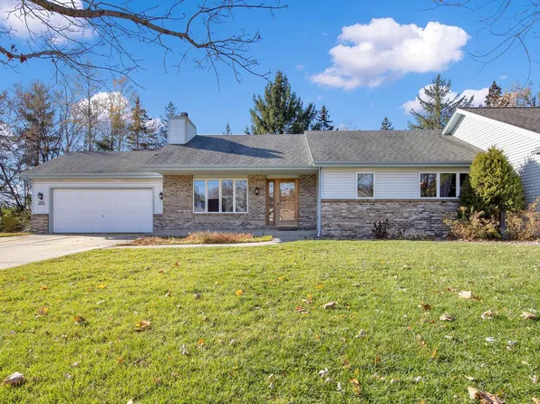 W199N11271 Rosewood COURT, Germantown, WI 53022