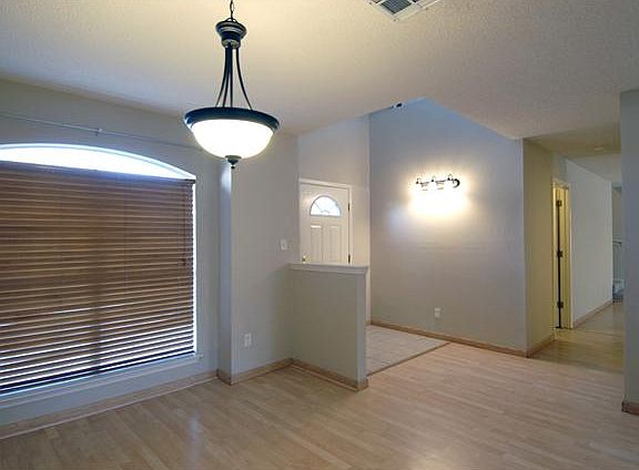 3rd image of 6169 Thunder River Pl