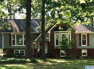 1017 Independence Dr, Alabaster, AL 35007