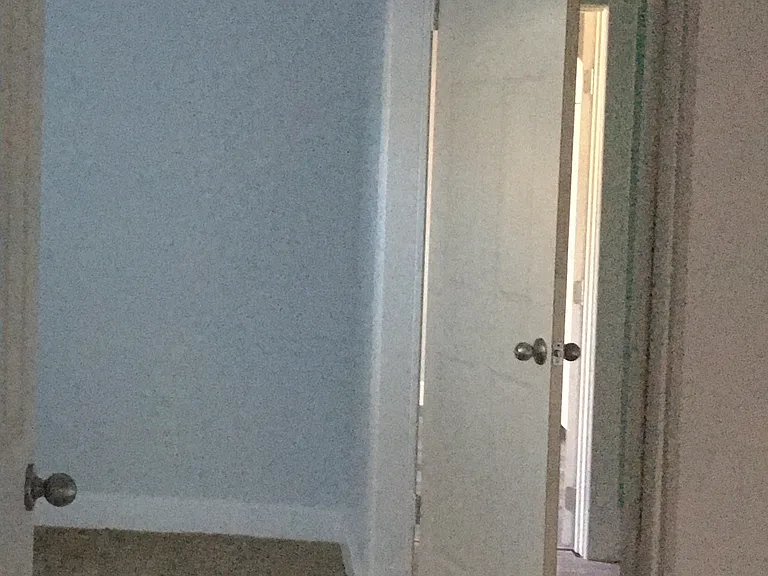 236 S 800 E — Photo 9