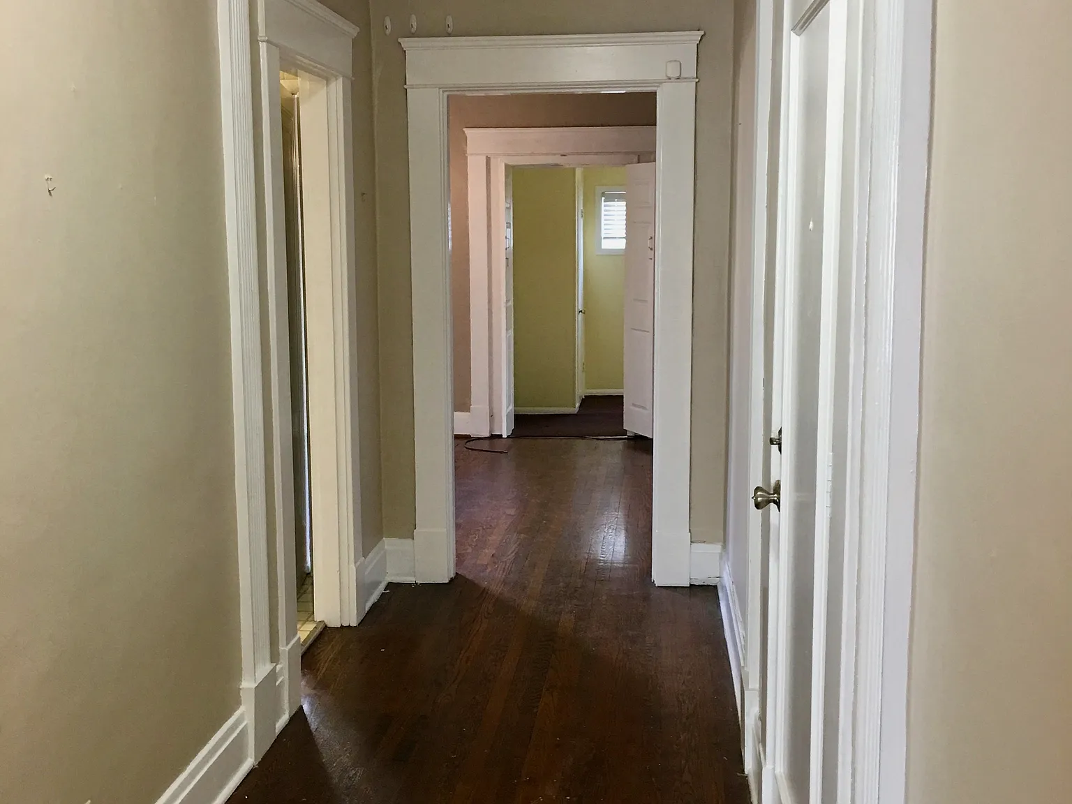 3 bed, 1811 sqft, $2,200 — Photo 3