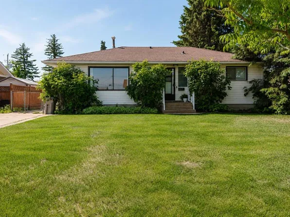 10415 N 111th Ave, Grande Prairie, AB T8V 1T9