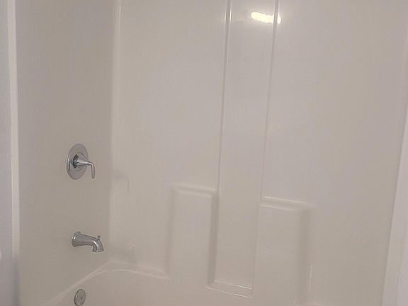 3rd image of 6740 Brynhurst Ave #201