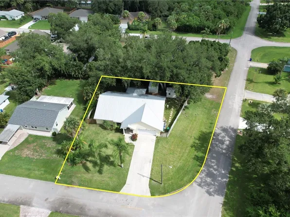 101 Academy Ter, Sebastian, FL 32958