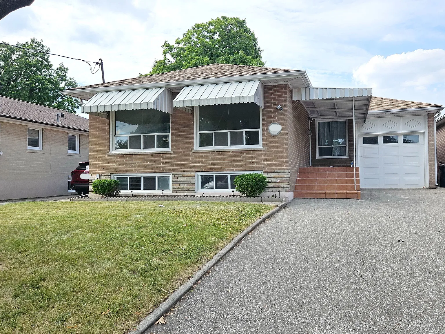 3 bed, $2,100 — Photo 1