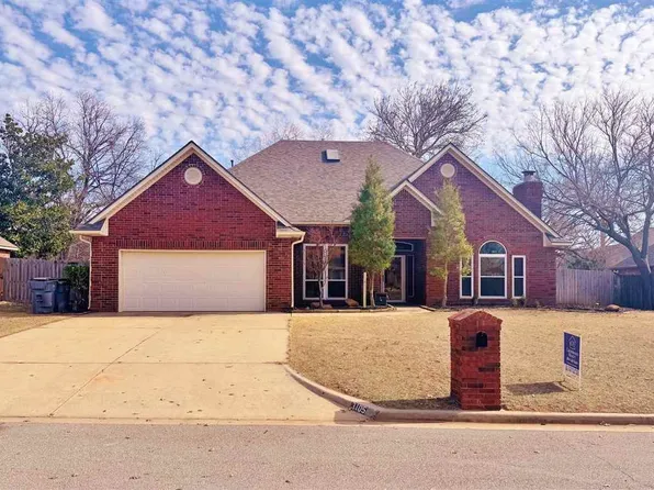 3105 NE Heritage Dr, Lawton, OK 73507