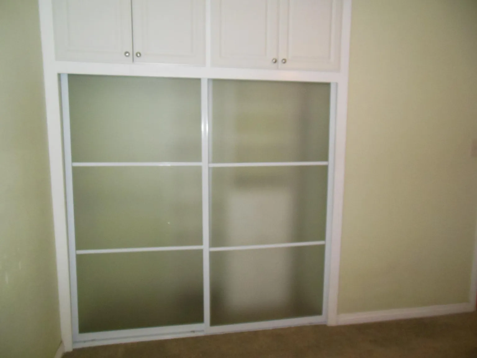 3 bed, 1067 sqft, $3,400 — Photo 3
