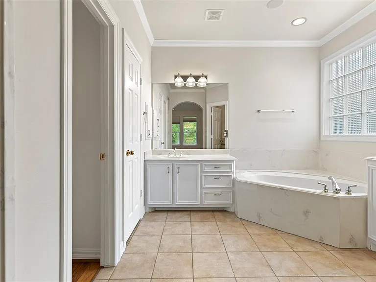 106 Lazy Springs Dr — Photo 21