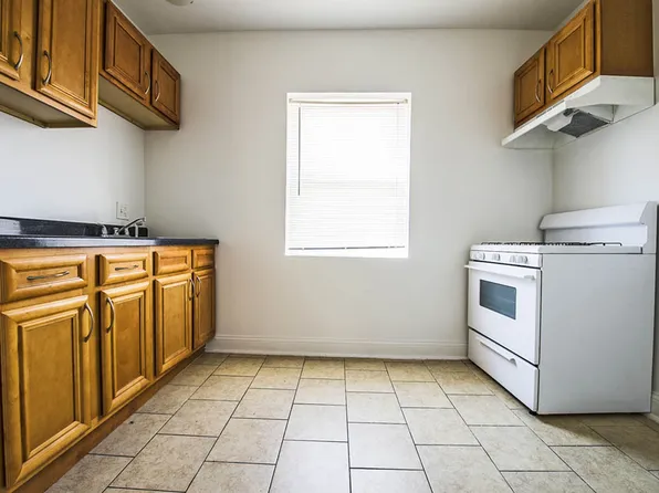 7920-26 S Evans Chicago, IL 60619