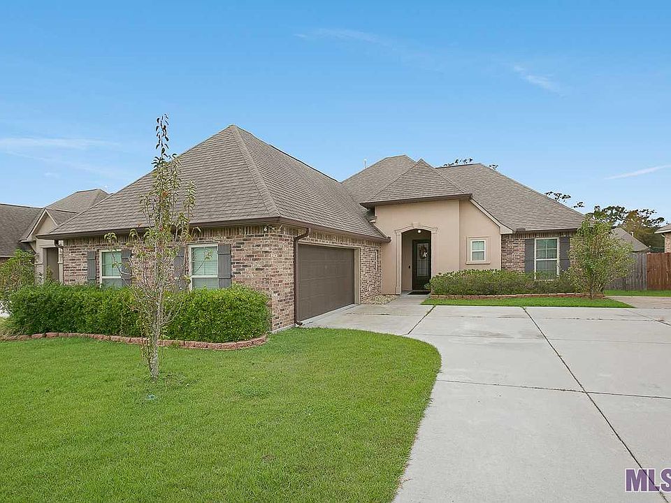 1st image of 13195 Crownridge Dr