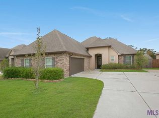 13195 Crownridge Dr, Gonzales, LA 70737