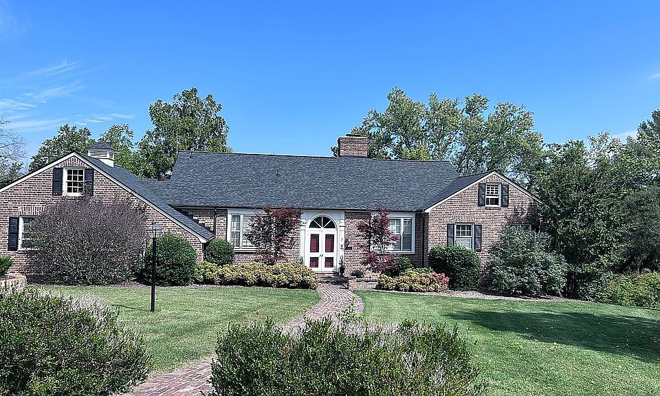 1st image of 7 Barger Dr