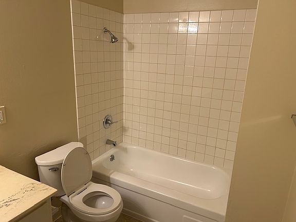3rd image of 208 Holly Ave #Addaca25c