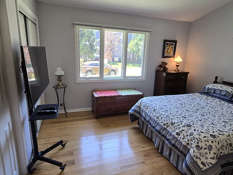 8198 Foxchase Cir — Photo 30