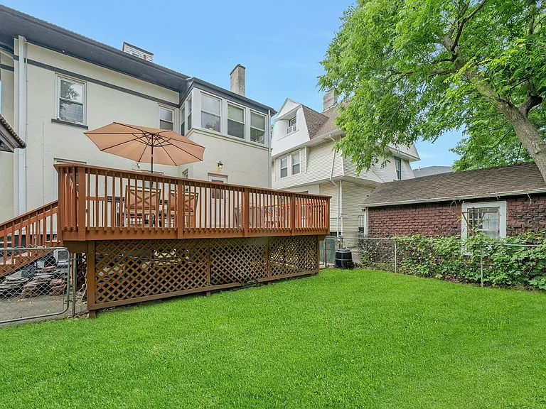 1016 Abbott Blvd — Photo 33