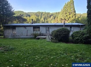 10195 Sweet Creek Rd, Mapleton, OR 97453