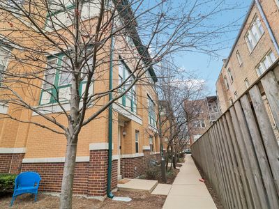 255 South Blvd APT 17, Oak Park, IL, 60302