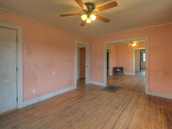 3rd image of 4602 S 26th West Ave