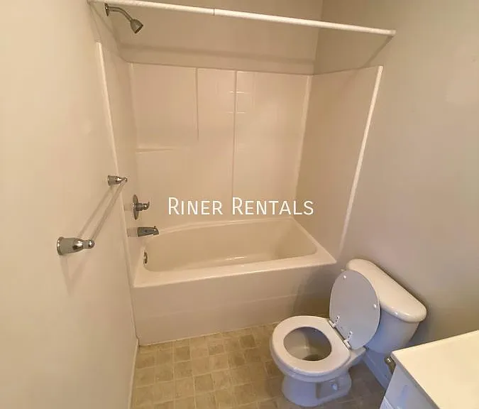 1411 Natural Spring Ln — Photo 27