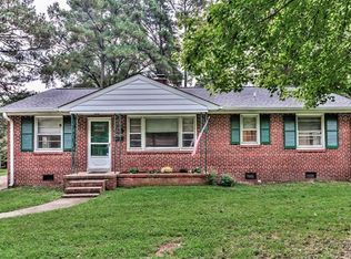 216 Stuttaford Dr, Sandston, VA 23150