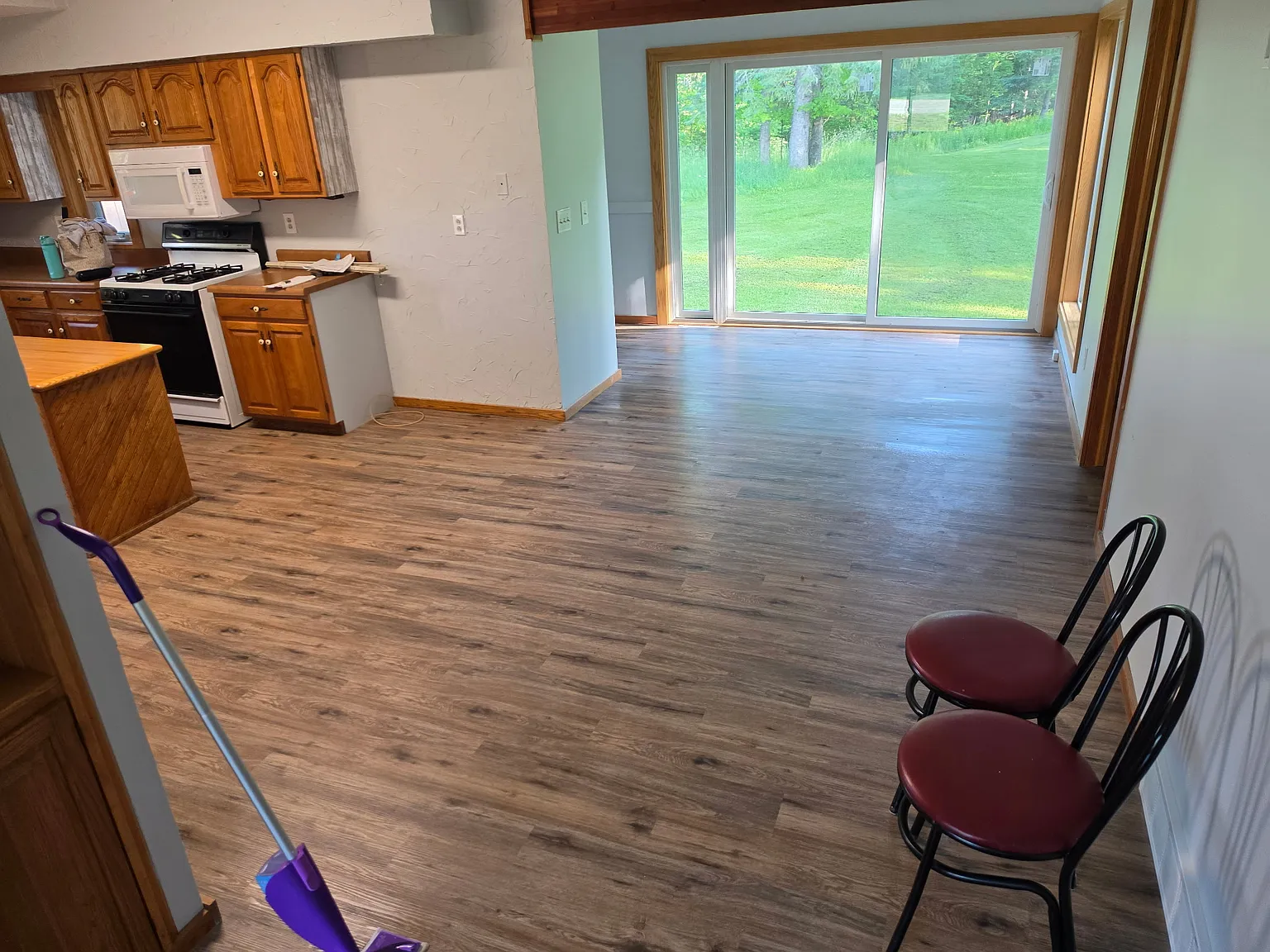 3 bed, 1.5 bath, 1500 sqft, $1,400 — Photo 4