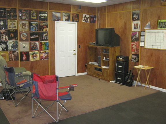 Outbuilding Rec Room