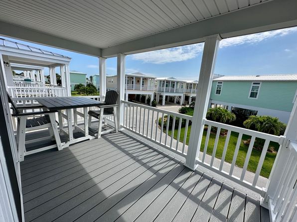 341 NE Coastal Dr #341
