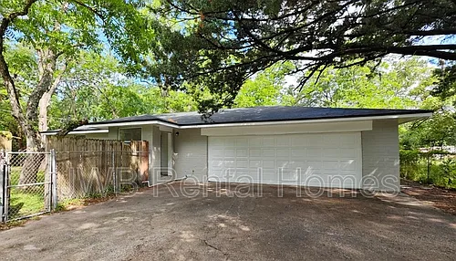 5239 Potomac Ave Photo 1