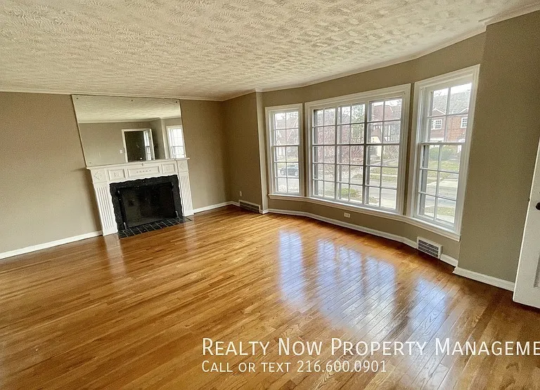 3638 Lindholm Rd #UP — Photo 3