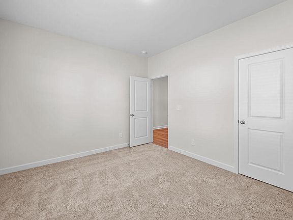 4th image of 84 Ambrosia Way