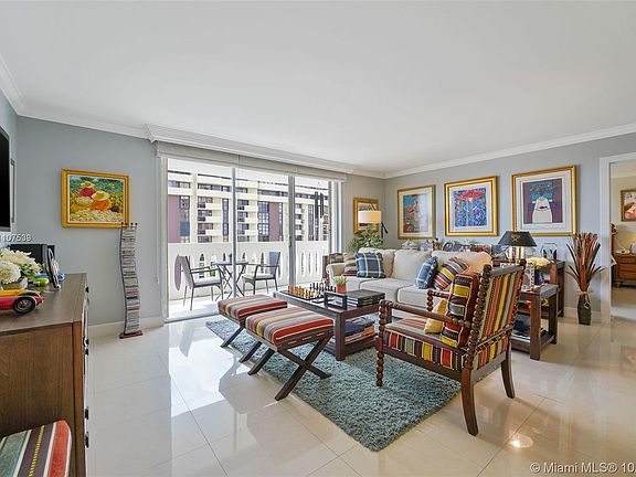 5th image of 625 Biltmore Way APT 903