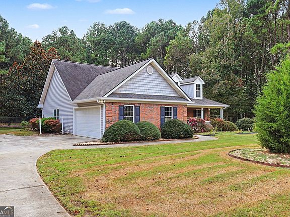 2nd image of 2105 Raegan Ct