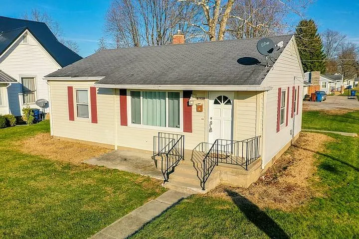 3643 S Race St — Photo 12
