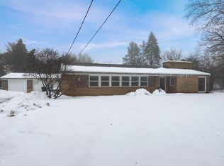 N1408 Townhall Rd, Walworth, WI 53184