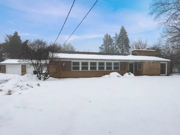 N1408 Townhall ROAD, Walworth, WI 53184