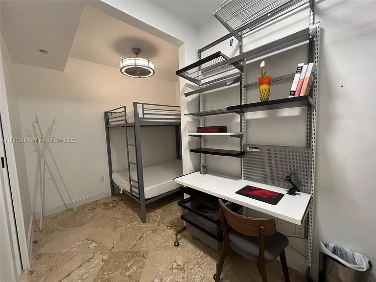 6917 Collins Ave — Photo 32