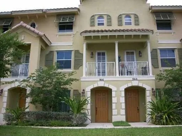 3925 Sleepy Orange Ln, Coconut Creek, FL 33073