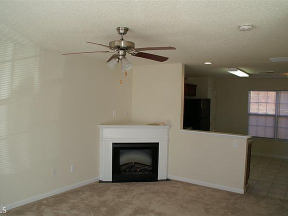 5th image of 524 Jaclyn Cir