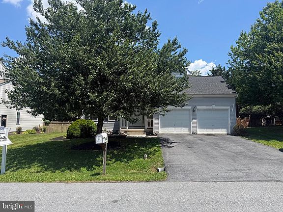 2nd image of 9905 Kurtyka Cir