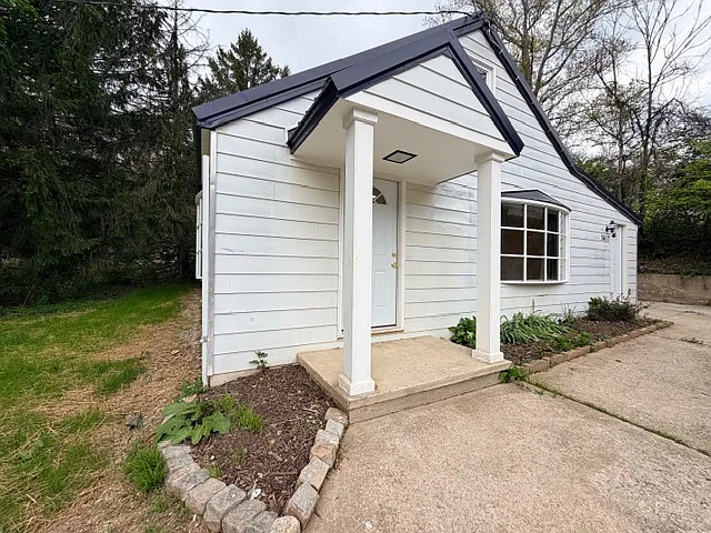 3617 Littlestown Pike — Photo 48