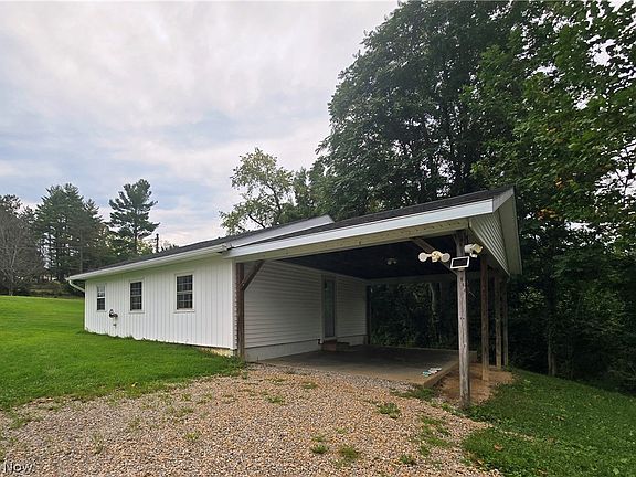 2nd image of 1225 Greenhouse Rd