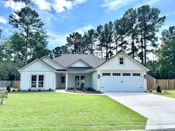 534 Cottonwood Cv, Hahira, GA 31632