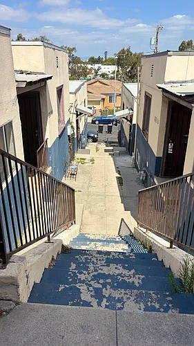 616 1/2 San Benito St Photo 1