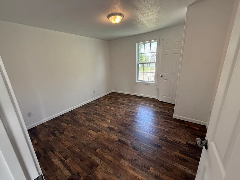 234 S Ewing St — Photo 8
