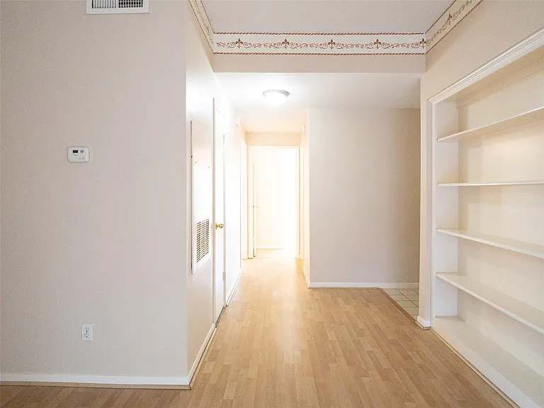 6500 Harbor Town Dr #3402 — Photo 16