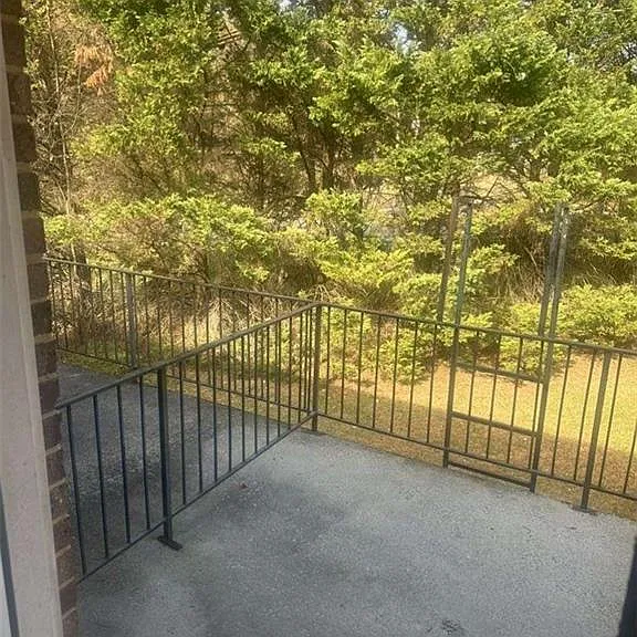 393 Stone Mountain St #I3 — Photo 14