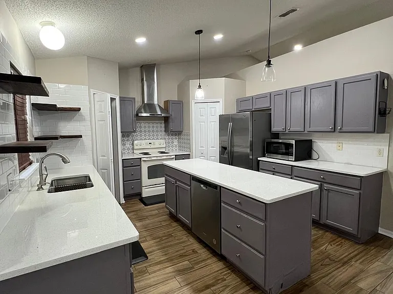 3673 Wellington Pl — Photo 27