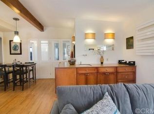 1083 10th St, Hermosa Beach, CA 90254